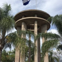 A morning hike up to Monumento a la Paz