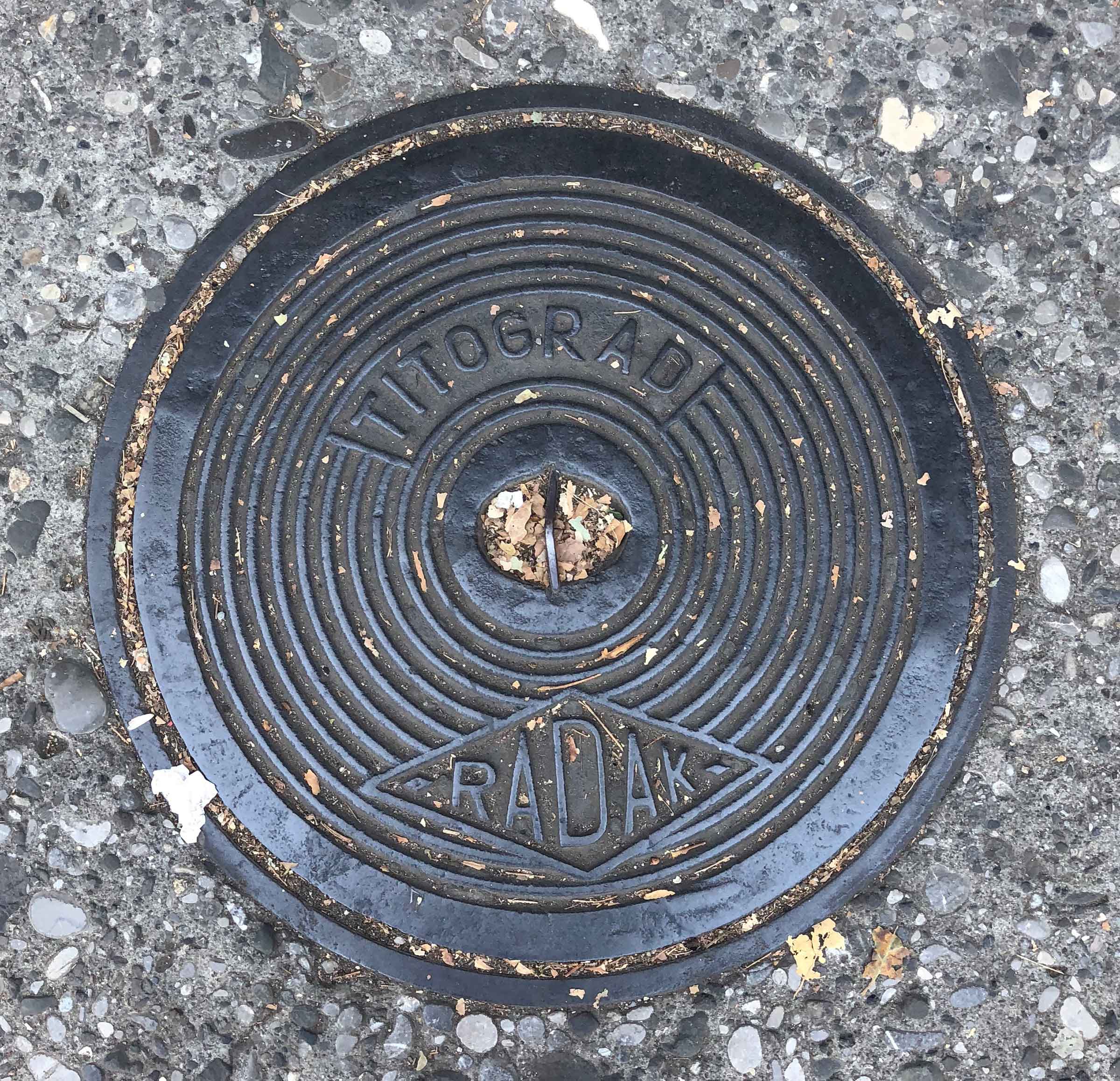 “Titograd” manhole cover